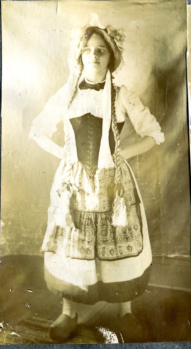 Vera in Dutch Dress